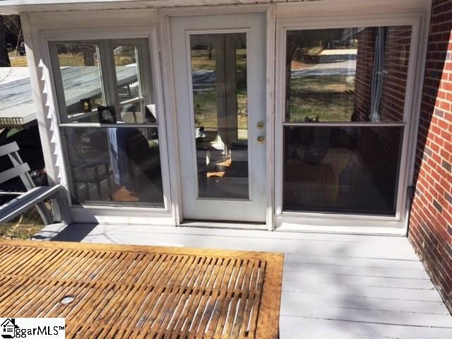106 Oak Drive, Laurens, SC 29360
