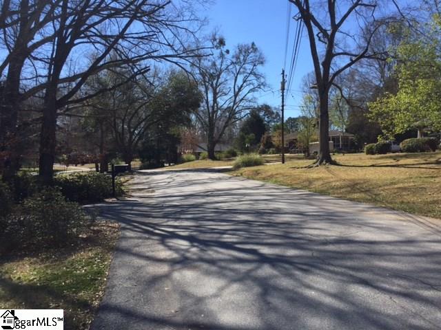 106 Oak Drive, Laurens, SC 29360