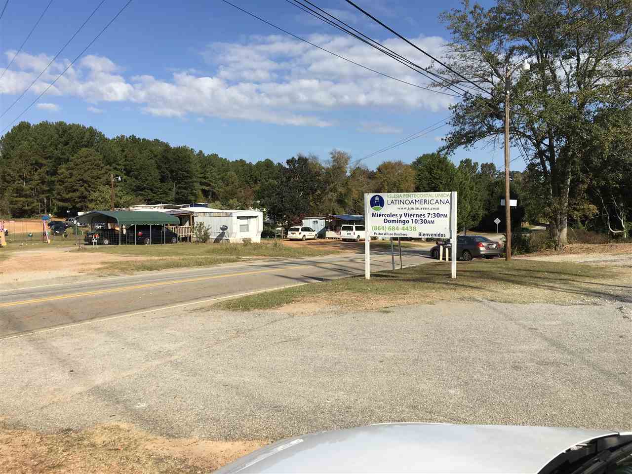 Conway Ave, Laurens, SC 29360