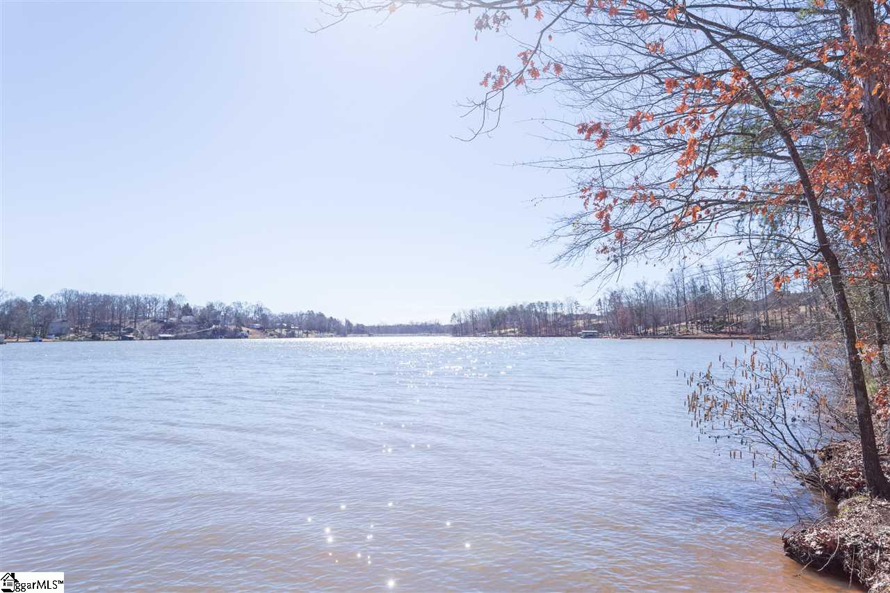 386 Reflection Drive, Lyman, SC 29365