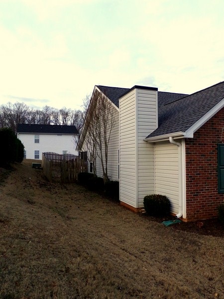 303 Weston Valley Drive, Moore, SC 29369
