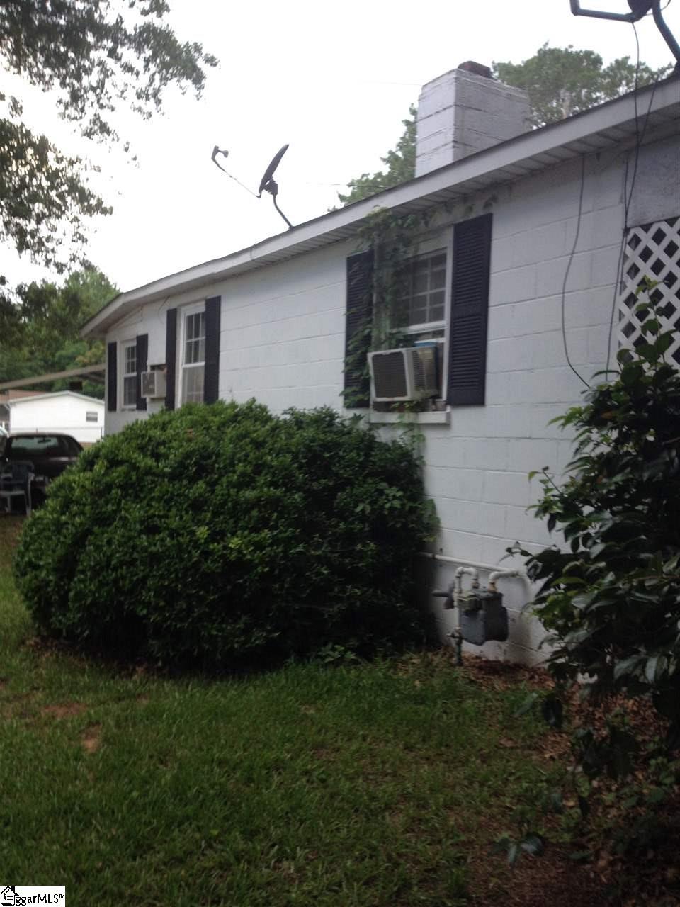 7790 S Pine Street, Pacolet, SC 29372