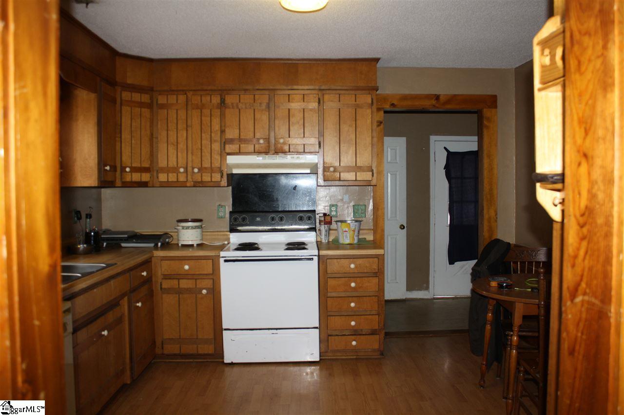 11 Poplar Street, Startex, SC 29377