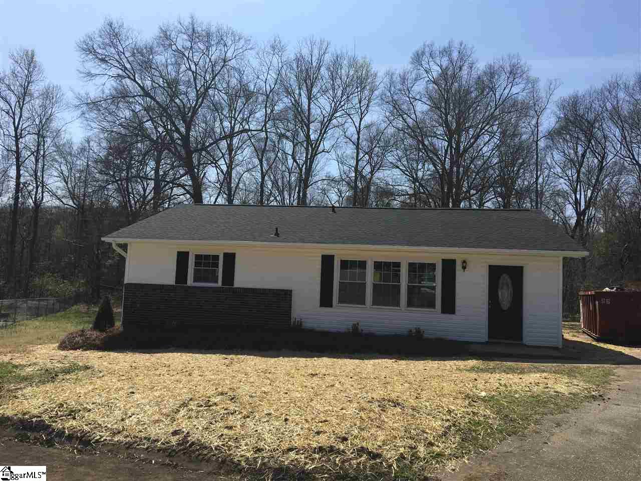 6 Northfield Court, Wellford, SC 29385
