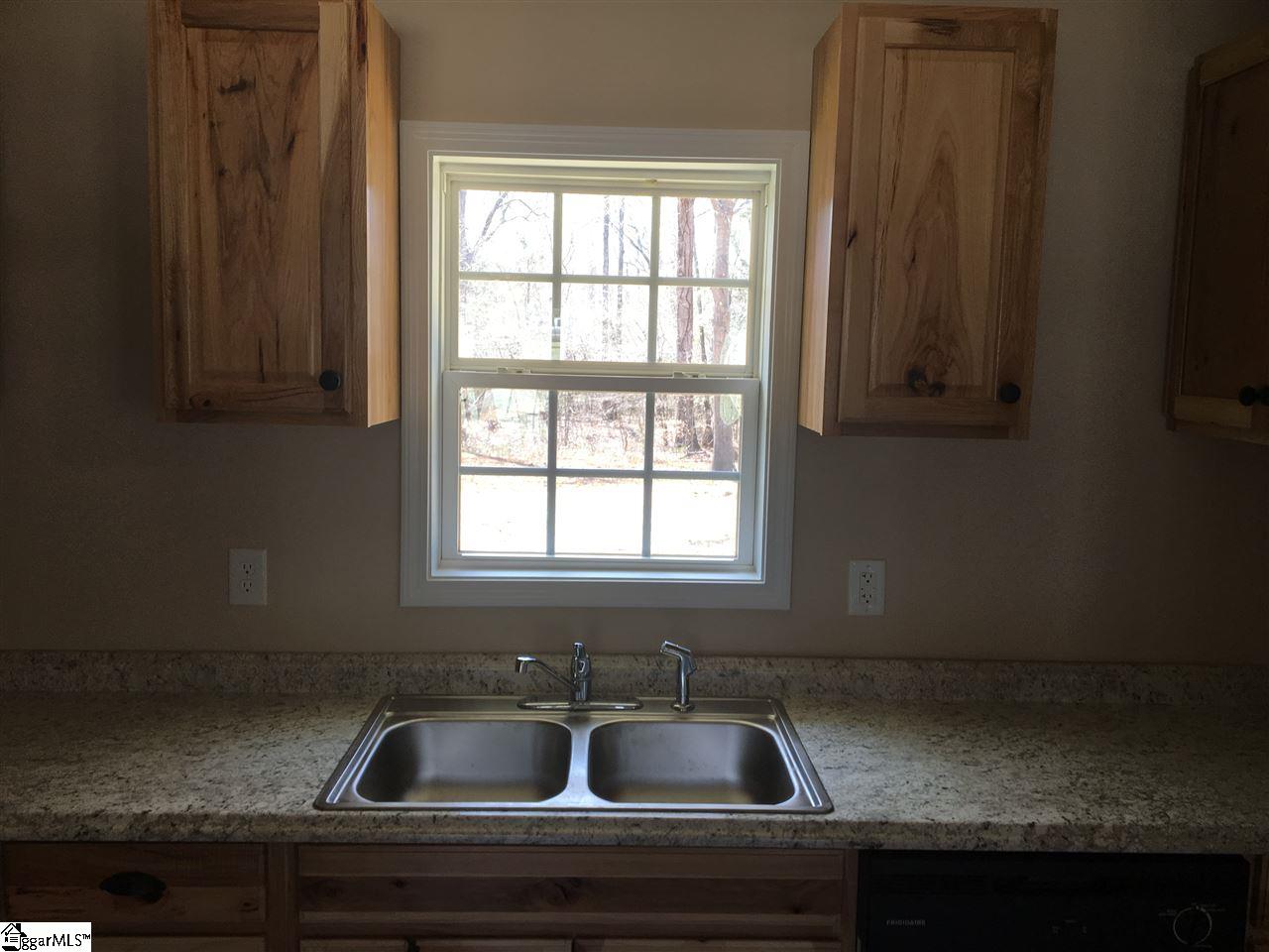 6 Northfield Court, Wellford, SC 29385