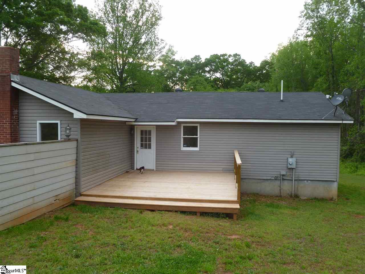 10422 Greenville Highway, Wellford, SC 29385