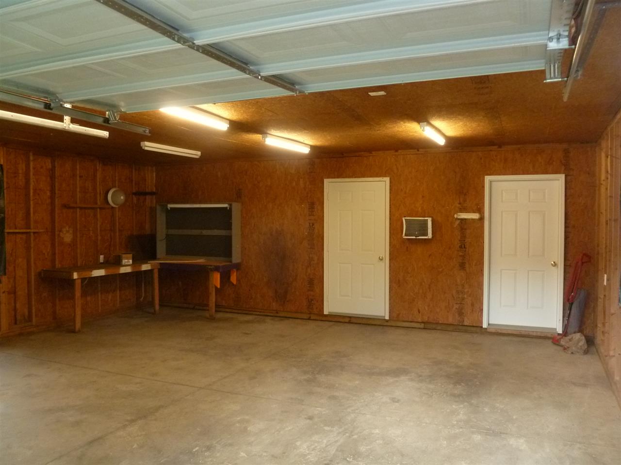 10422 Greenville Hwy, Wellford, SC 29385