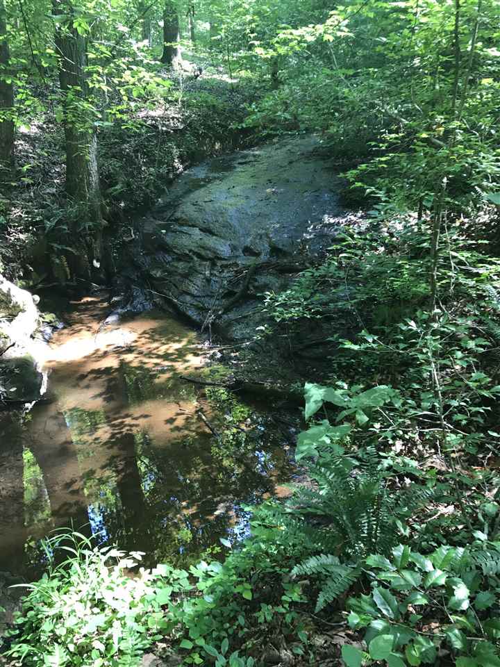 Simmons Dr, Wellford, SC 29385