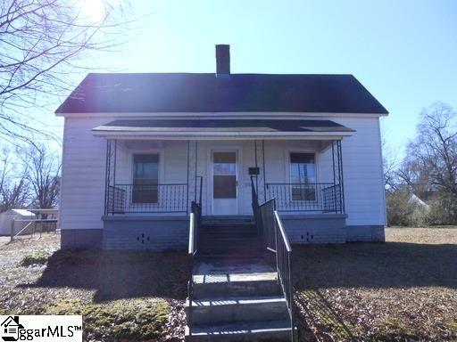 550 Buncombe Street, Woodruff, SC 29388