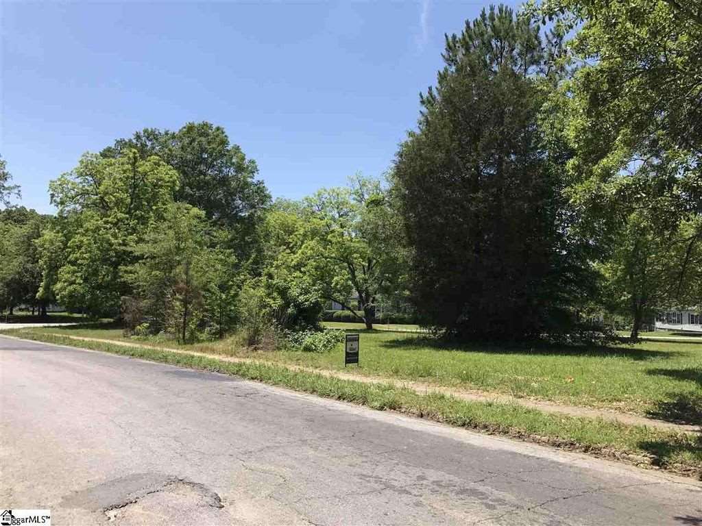 00 W Georgia St, Woodruff, SC 29388