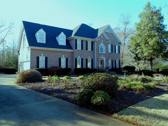 7595 Reidville Rd