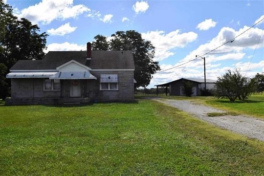 1952 Sharon Rd