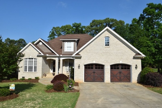 1952 Sharon Rd