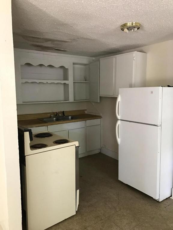 2168 Eleanor Drive, North Charleston, SC 29406