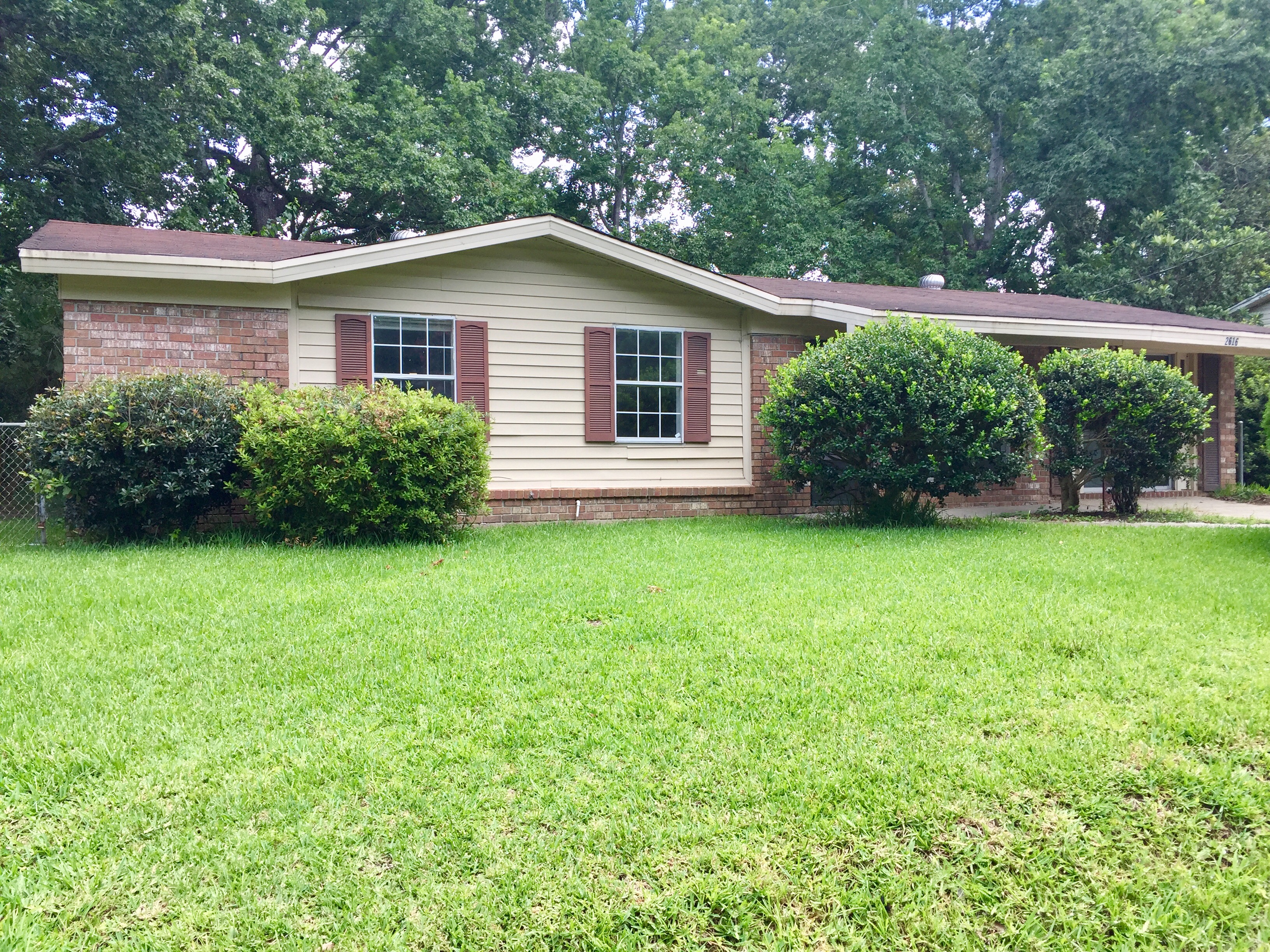 2616 Clara LnNorth Charleston, SC, 29406Charleston County