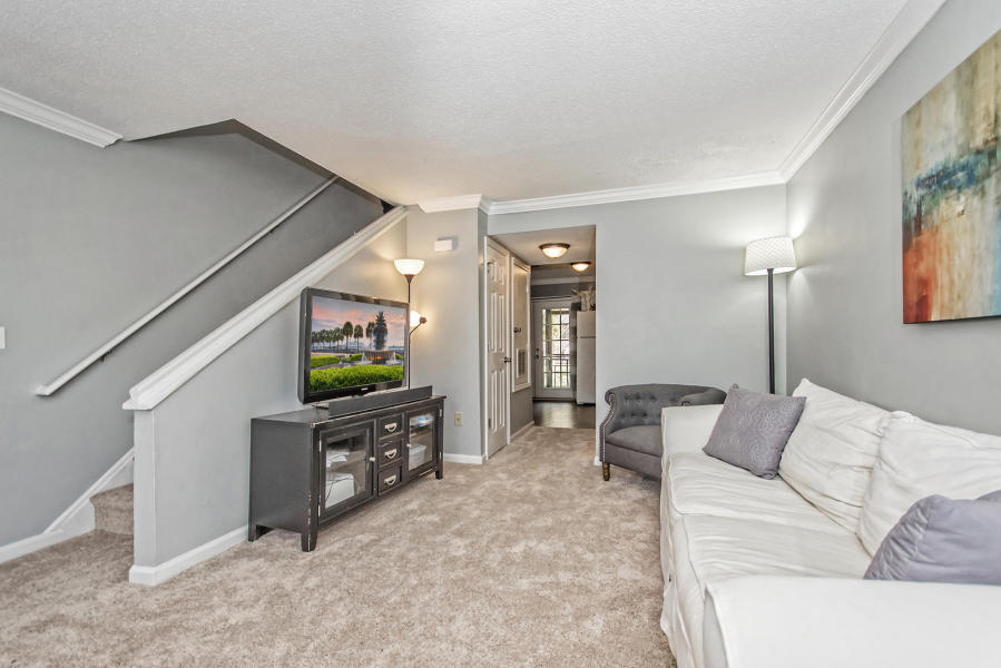 1713 Boone Hall Dr, Charleston, SC 29407