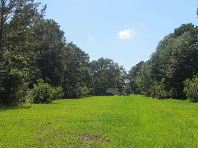 1864 Bligen Parker Ln, Edisto Island, SC 29438