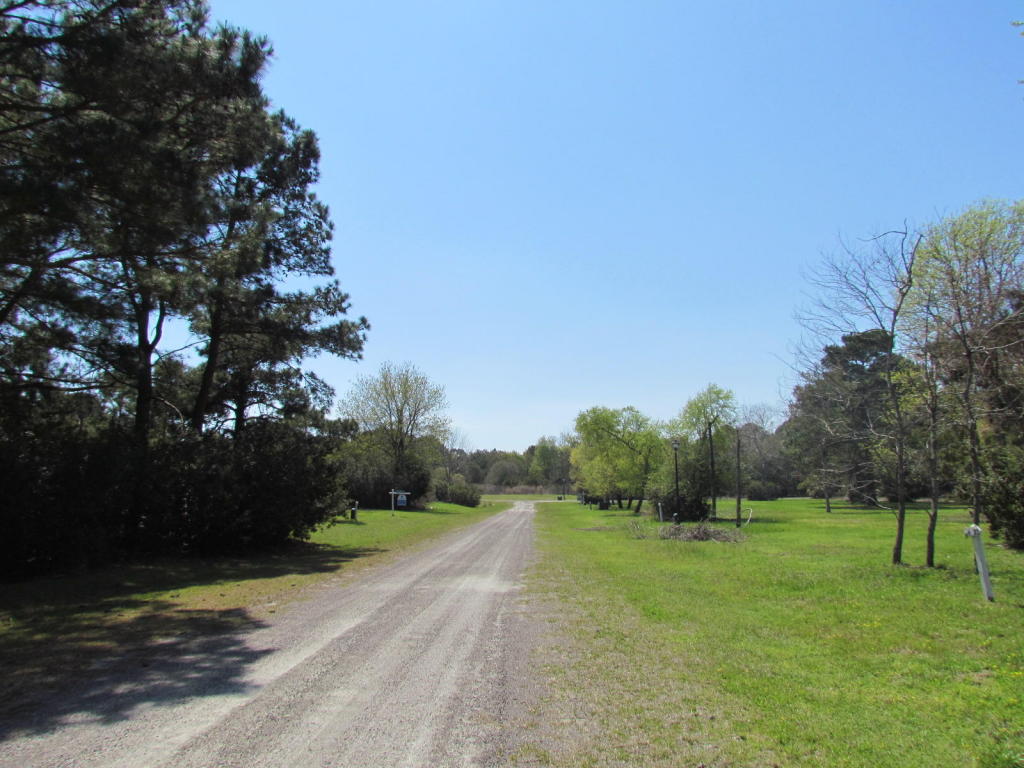 993 Blackbear Drive, Edisto Island, SC 29438