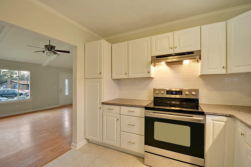 111 Briarwood Circle, Goose Creek, SC 29445