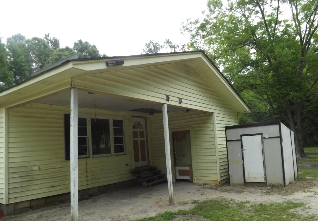 1820 Hoodtown Road, Saint Stephen, SC 29479