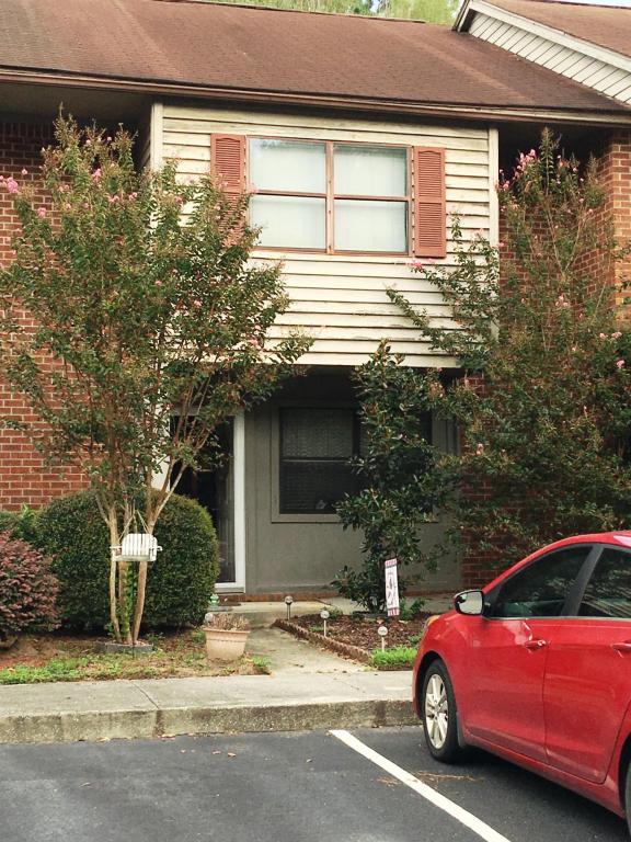551 Travelers Boulevard, Summerville, SC 29485