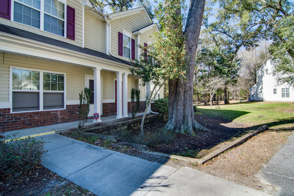 302 Chinquapin Drive, Summerville, SC 29485