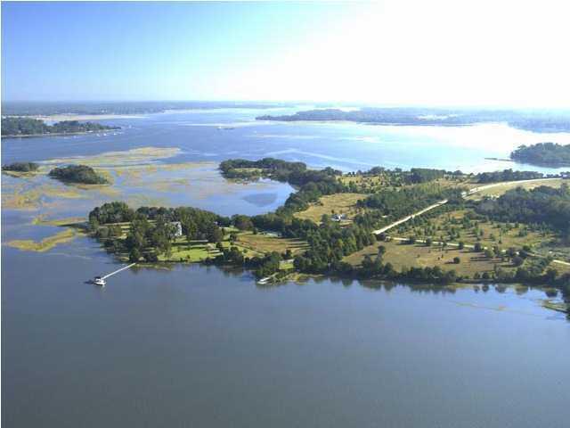 41 Josie Ridge Road, Wadmalaw Island, SC 29487
