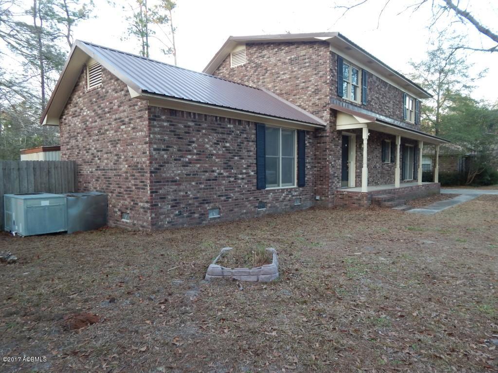 211 Wintergreen Road, Walterboro, SC 29488