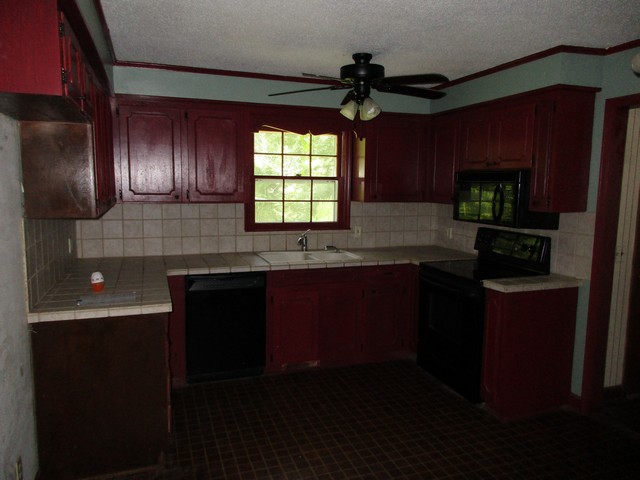 156 Duncan DrWilliams, SC, 29493Colleton County