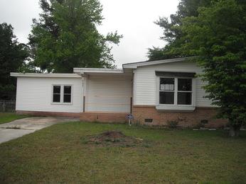 807 Madeira LnFlorence, SC, 29505Florence County