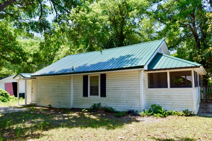 3419 Cates Bay Highway, Conway, SC 29527