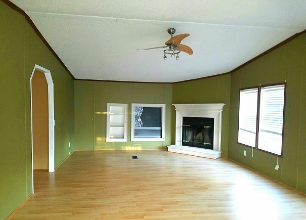 2447 Easy StreetEffingham, SC, 29541Florence County