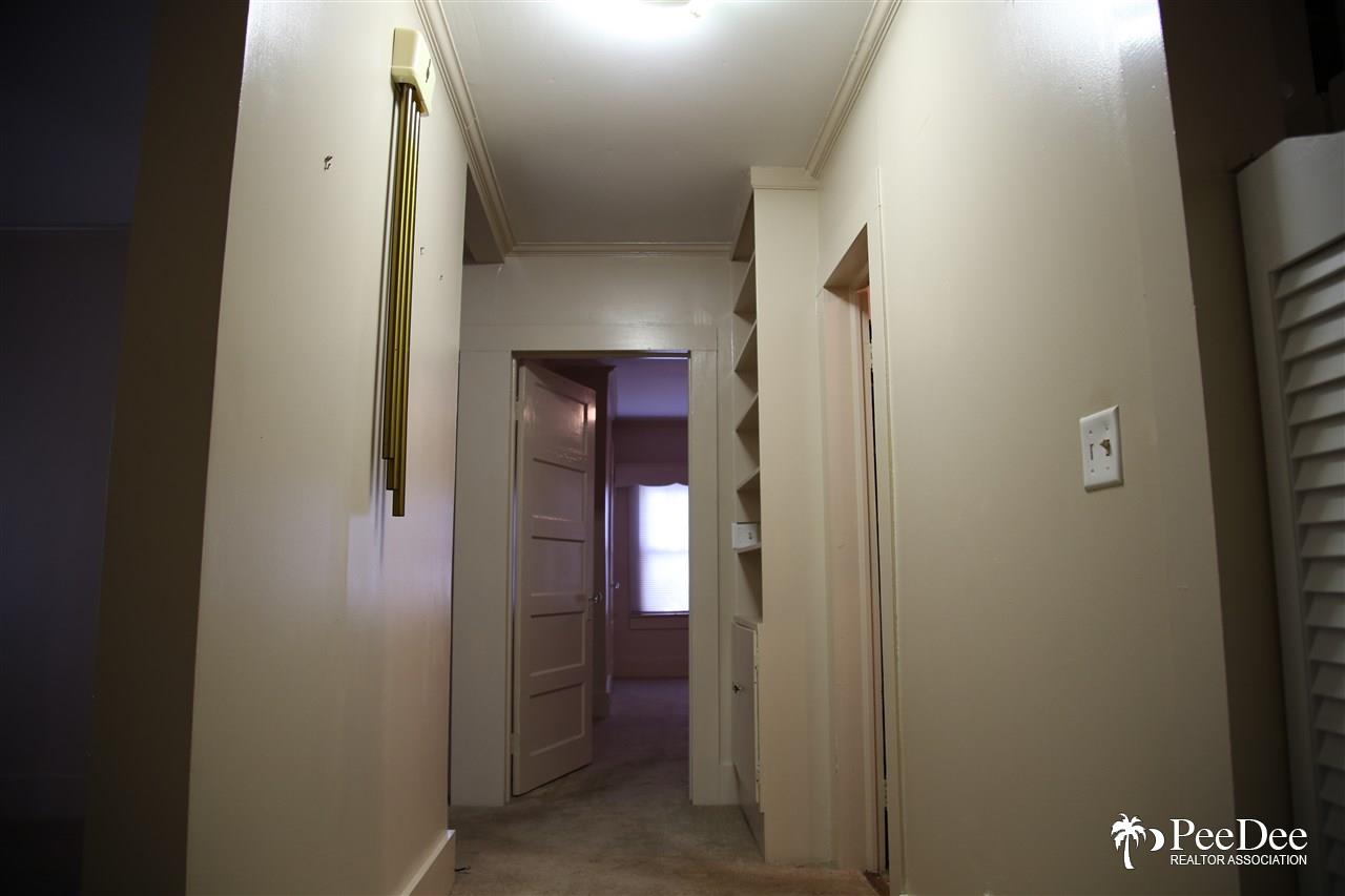 1409 W Carolina Ave, Hartsville, SC 29550