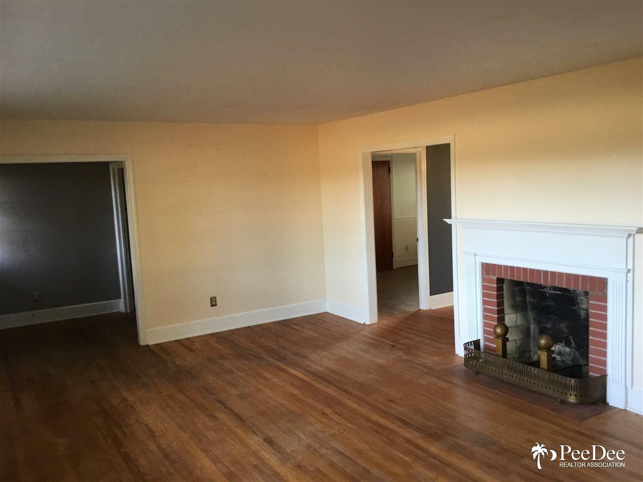 2217 Hummingbird Str, Hartsville, SC 29550