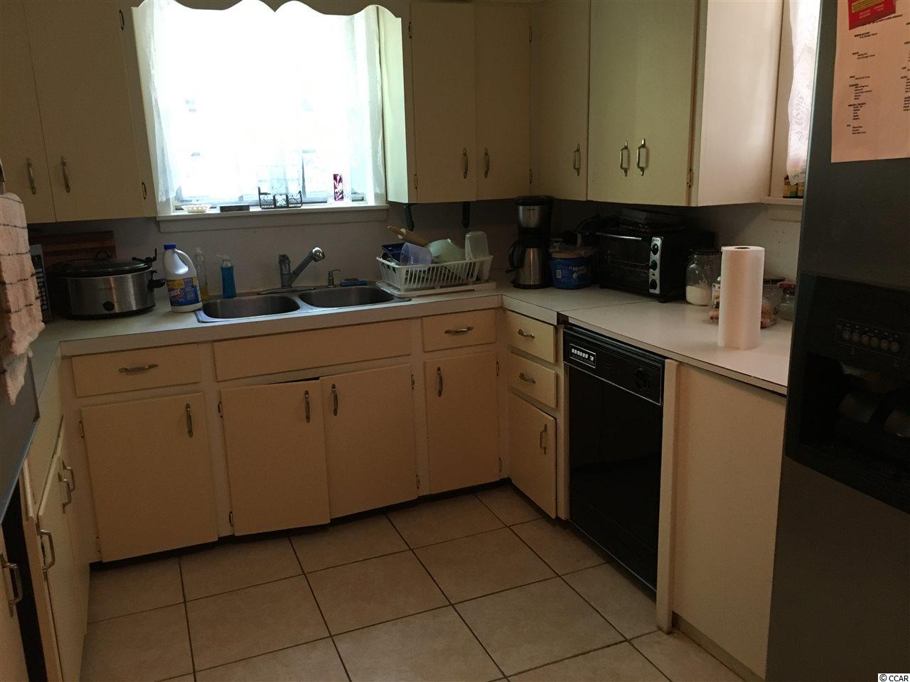 203 S McDaniel Street, Hemingway, SC 29554