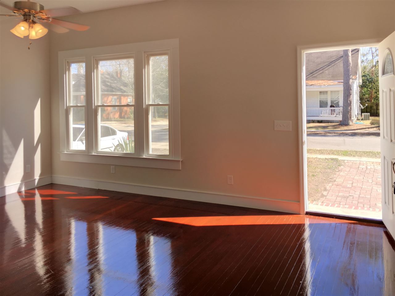 202 Dunlop, Marion, SC 29571
