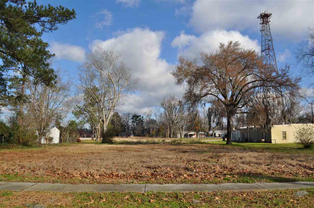 215 E Dozier Street, Marion, SC 29571