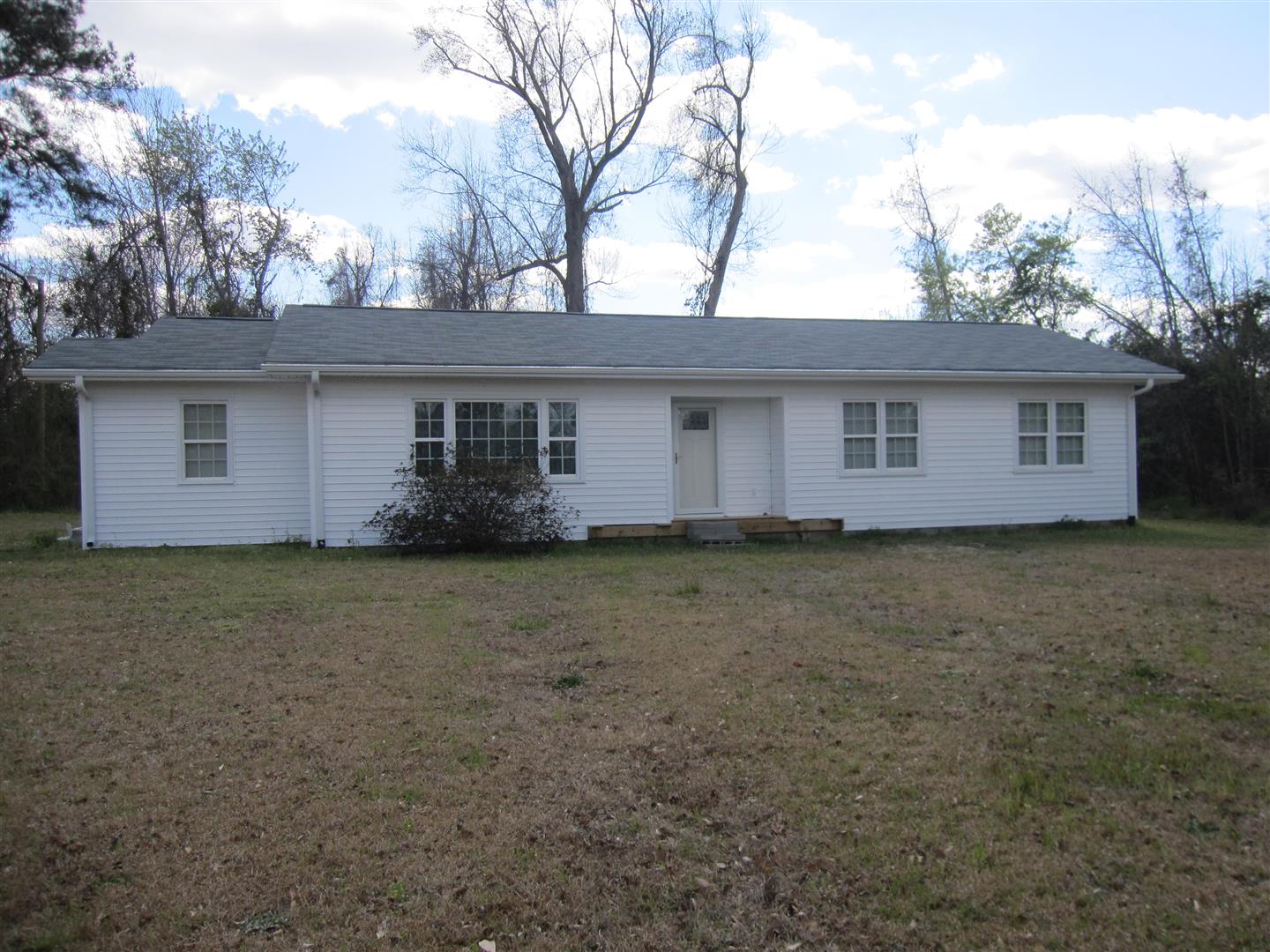 6711 Black Creek Road, Nichols, SC 29581