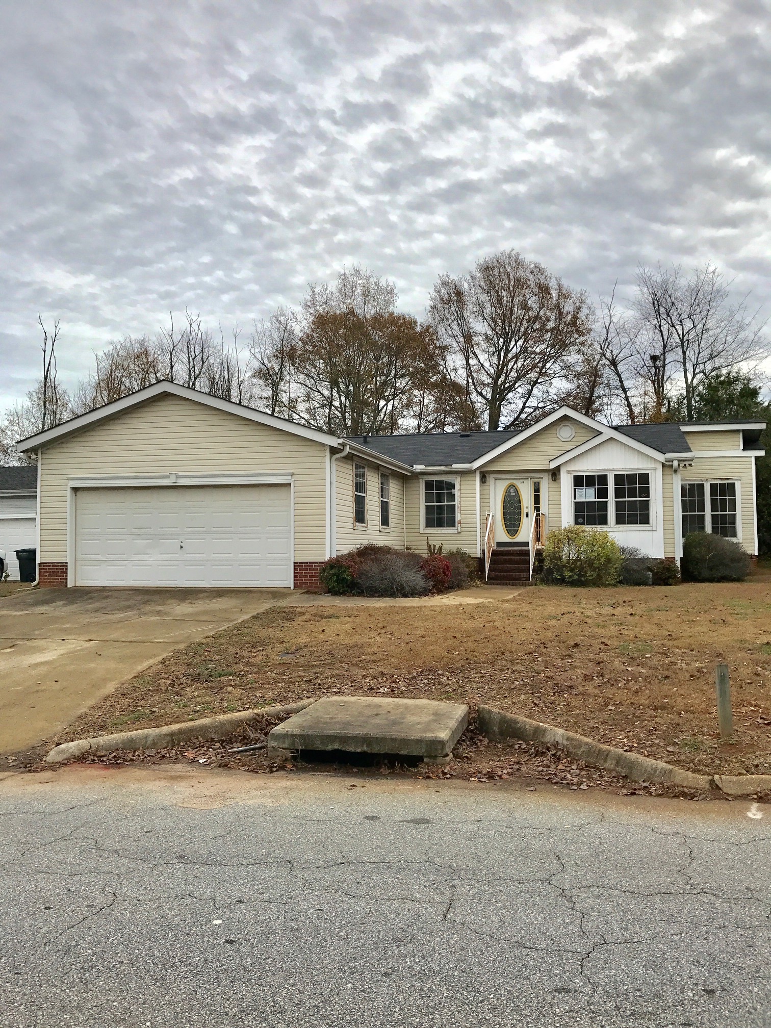 104 Yukon DriveGreenville, SC, 29605Greenville County