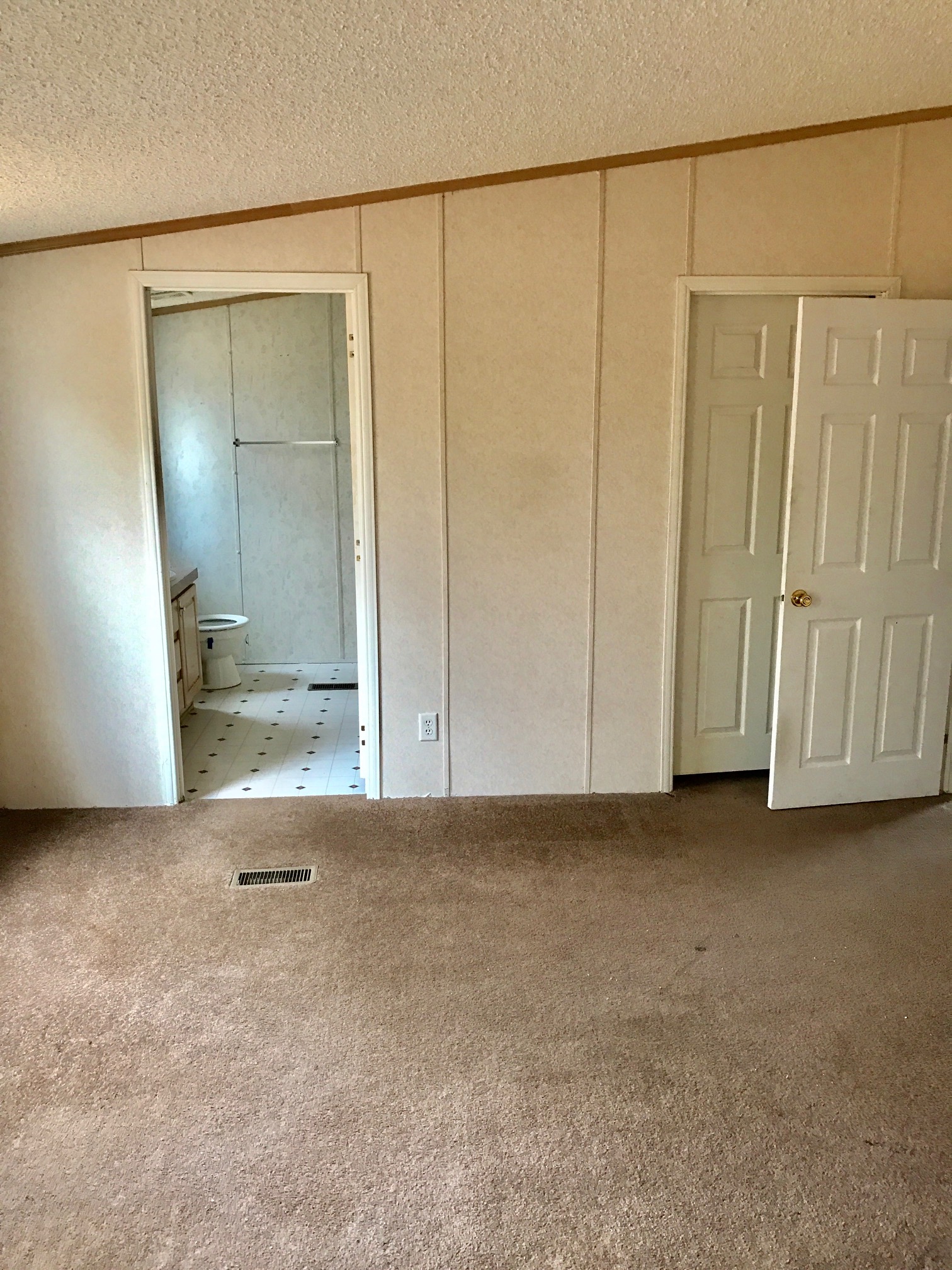104 Yukon DriveGreenville, SC, 29605Greenville County