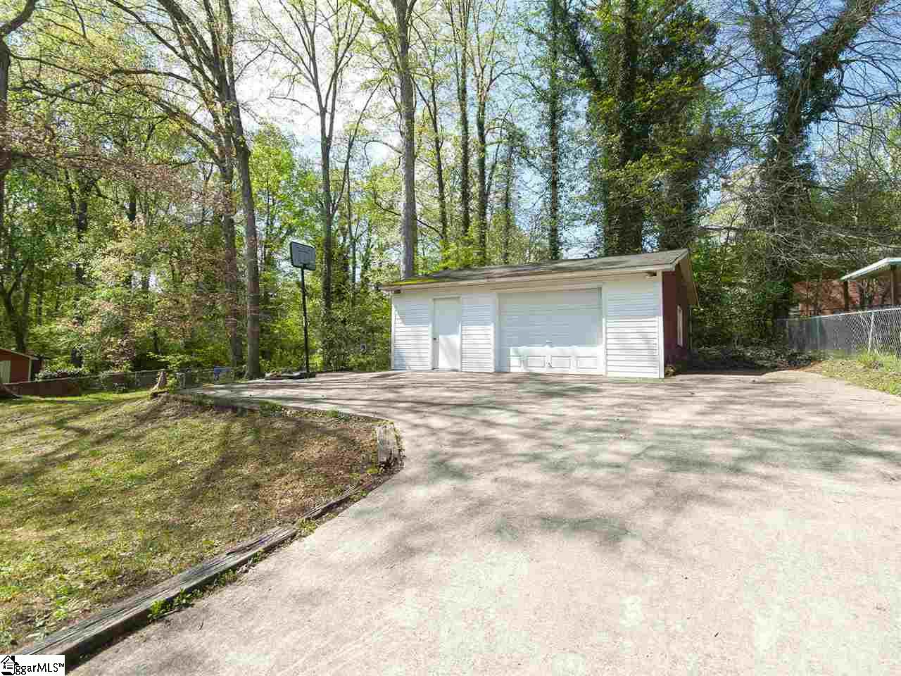 25 E Castle Drive, Greenville, SC 29605