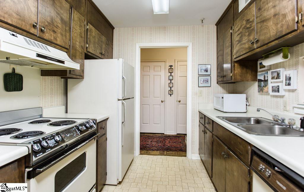 110 Swansgate Place, Greenville, SC 29605