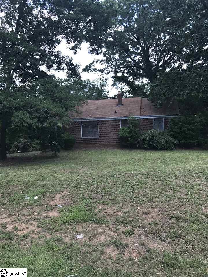 6 Hillside Lane, Greenville, SC 29605