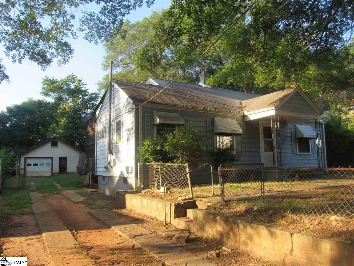 38 Gatling Avenue, Greenville, SC 29605