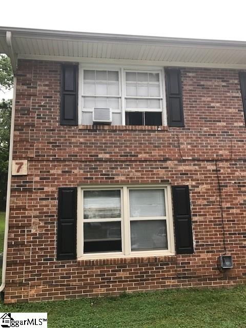 6526 White Horse Road, Greenville, SC 29611