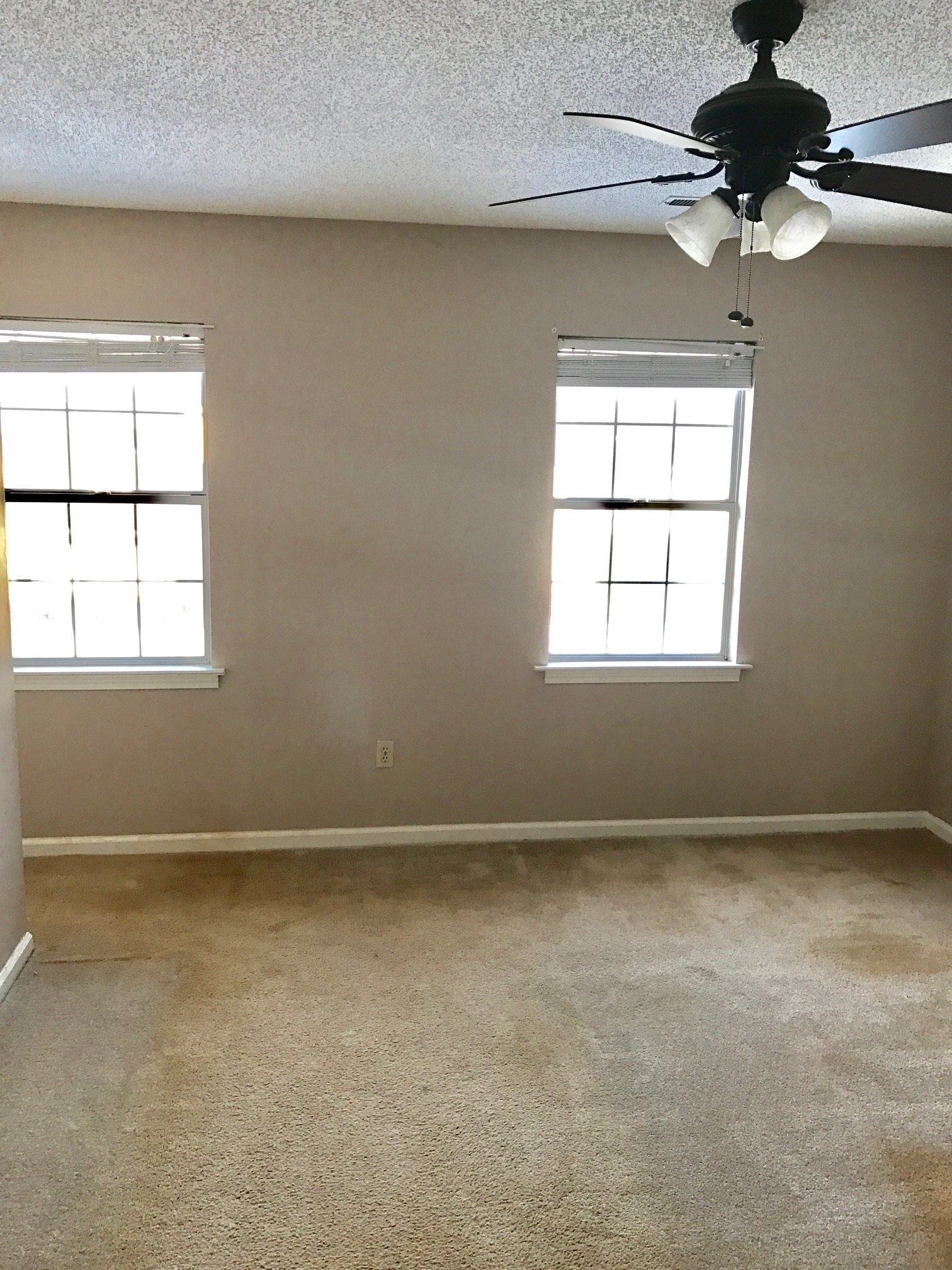 11 W Crossridge DrGreenville, SC, 29617Greenville County