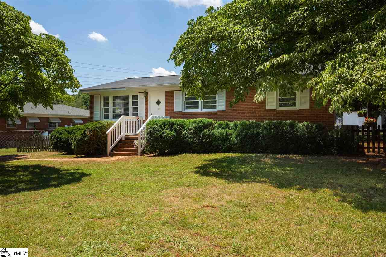 105 Nix Circle, Greenville, SC 29617