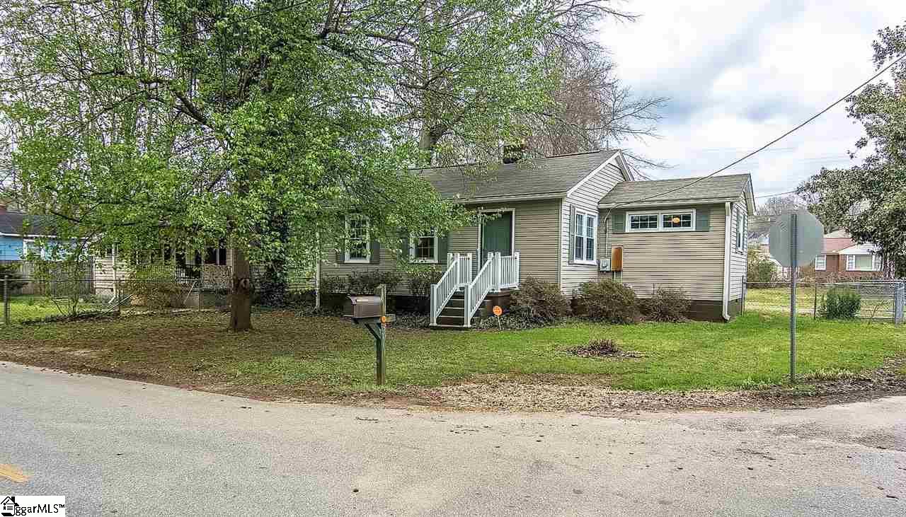 300 Dukeland Drive, Greenville, SC 29617