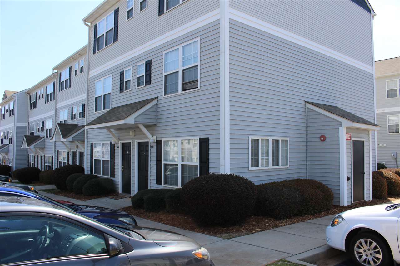 205-HUniversity Village Dr., Central, SC 29630