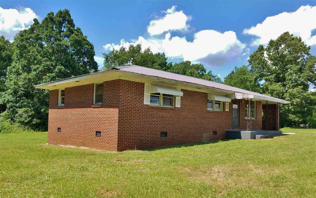 141Black Hill Rd, Due West, SC 29639